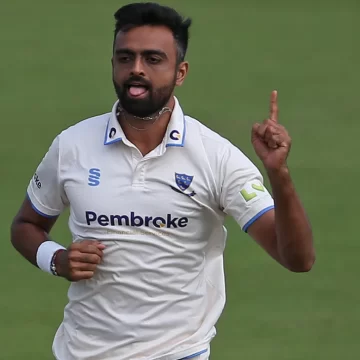 Jaydev Unadkat Returns to Sussex for County Championship Campaign, Bringing Experience and Skill