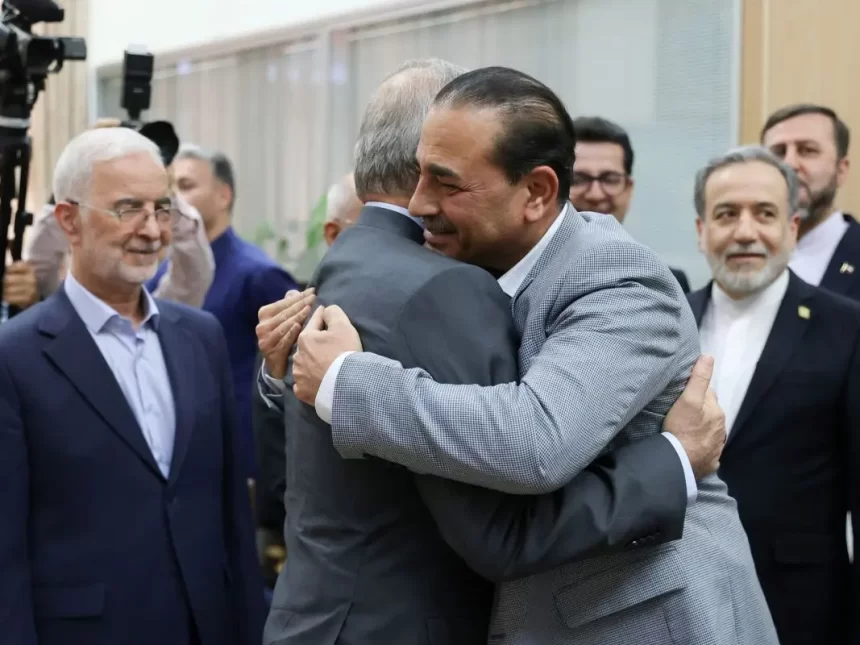 5ca962d5-d979-4630-9acb-28a3fc813990 Former US General Accuses Pakistan and Qatar of Supporting Iran Amid Rising Middle East Tensions
