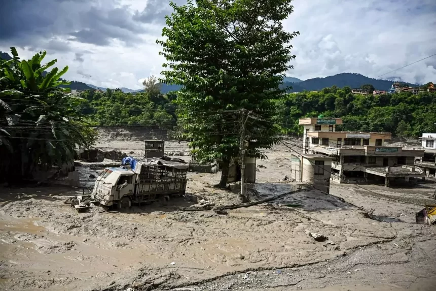 629820-nepal-floods-1 Mumbai Mountaineer Missing After Flash Floods Hit Nepal, Rescue Efforts Underway