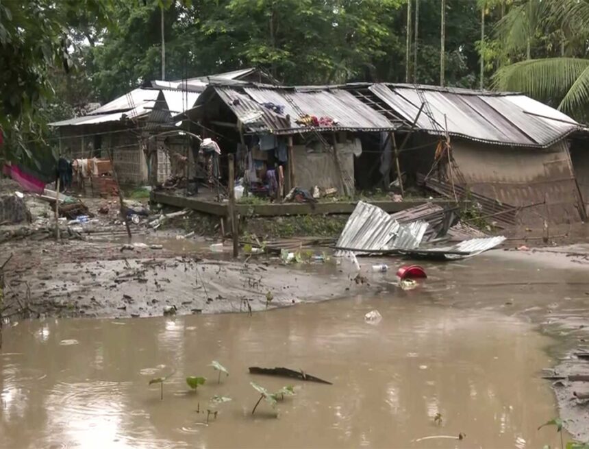Heavy Monsoon Fury Across India Leaves Over 100 Dead as Floods and Landslides Disrupt Life in Multiple States