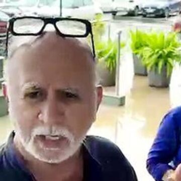 TH06-Chinmay-YoGG3GC0BL6.3.jpg Supreme Court Directs Tarun Tejpal to Surrender Within Two Weeks, Appeal Set for September 22