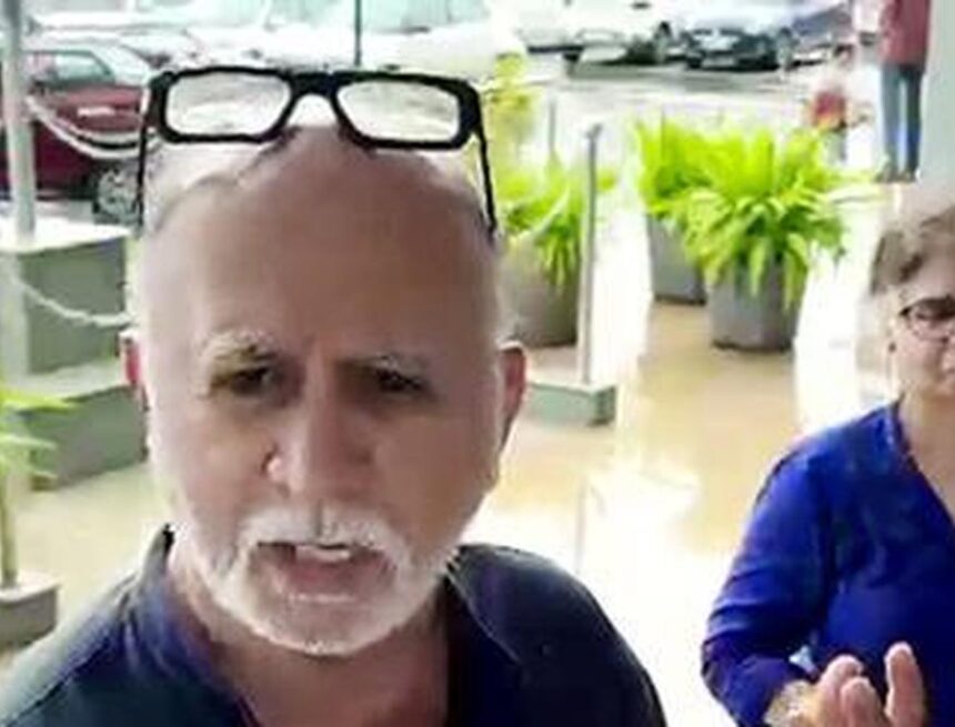 TH06-Chinmay-YoGG3GC0BL6.3.jpg Supreme Court Directs Tarun Tejpal to Surrender Within Two Weeks, Appeal Set for September 22