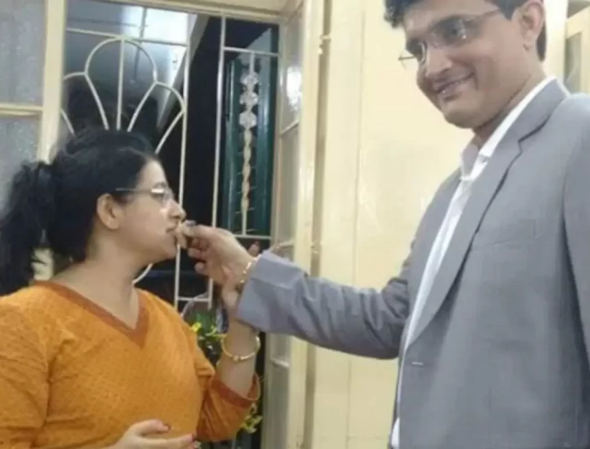 al770f1k_sourav-ganguly-dona-ganguly_625x300_10_August_26 Sourav Ganguly and Wife Dona Receive Death Threats; Kolkata Police Launch Investigation