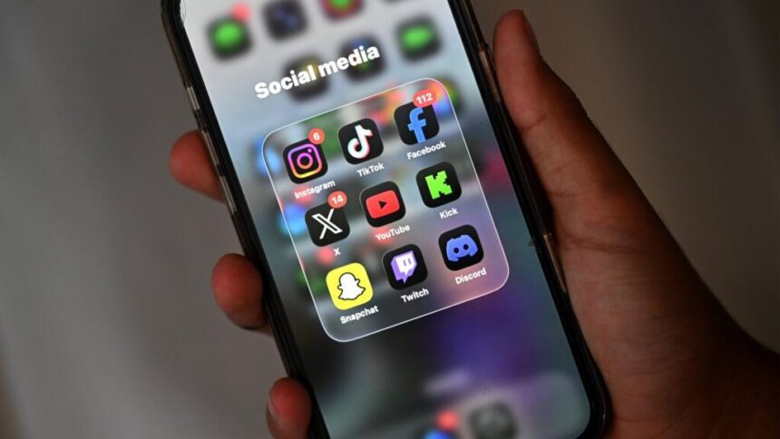 New Zealand Moves to Ban Social Media Access for Children Under 16