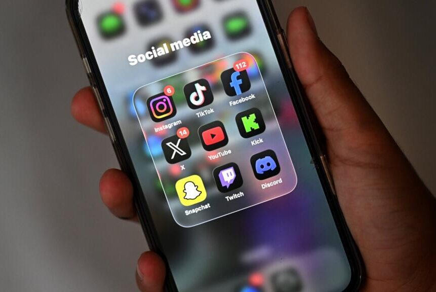 New Zealand Moves to Ban Social Media Access for Children Under 16