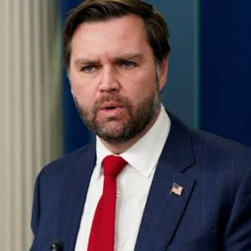 images (11) JD Vance Targets Foreign Labor and Open Borders, Reigniting Debate Over H-1B Visas and American Jobs