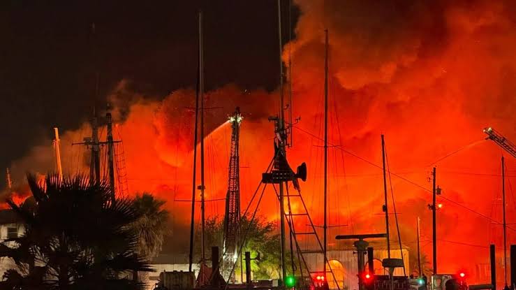 images (11) Massive Fire Breaks Out Near Galveston Wharf Road, Emergency Crews Battle Flames as Seafood Restaurant Clarifies Situation