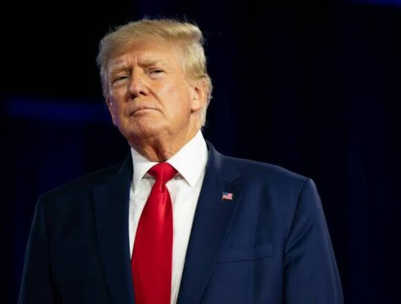 Marine One Carrying Donald Trump Reportedly Comes Close to Passenger Jet Near Washington Airport, Federal Probe Launched
