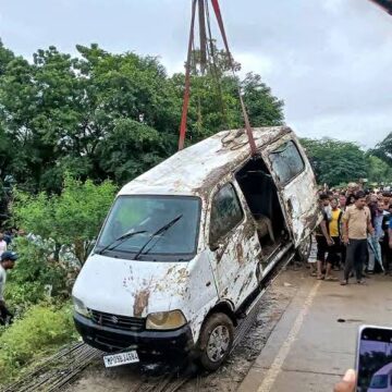 Nine of Family Killed After Van Swept Into Flooded Drain in Madhya Pradesh