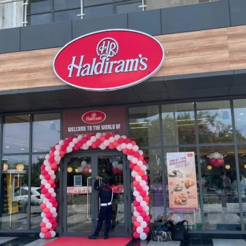 sjfcgc5o_haldirams_625x300_13_March_25 Haldiram’s UK Store Shuts Temporarily Weeks After Viral Launch Amid Electrical Works
