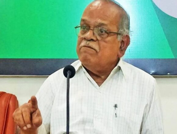 2-11 Senior Congress Leader Ratnakar Mahajan Dies at 80 in Pune After Decades in Maharashtra Politics