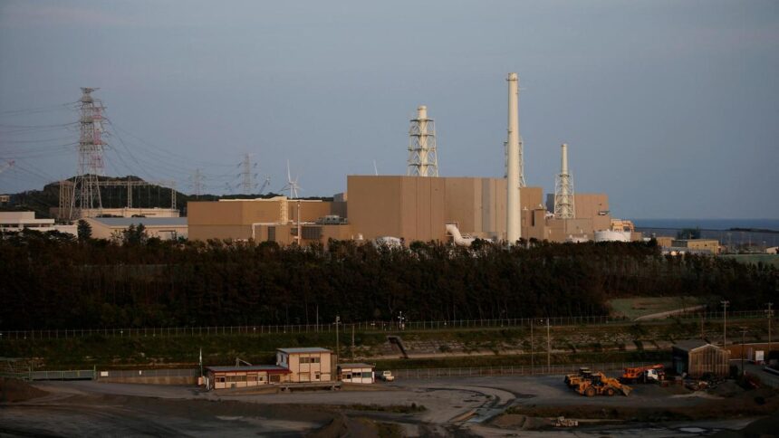 2026-01-06T004512Z_583128198_RC2BVIAZN7WS_RTRMADP_3_CHUBU-ELEC-NUCLEARPOWER-HOT Chubu Electric Chief Set to Resign Over Hamaoka Nuclear Plant Data Scandal
