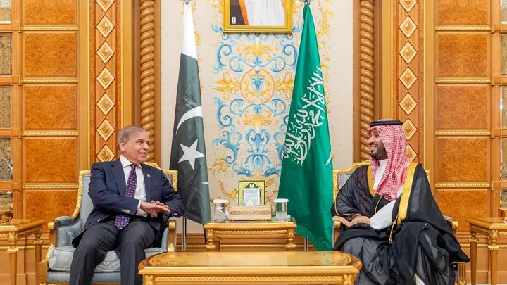 8c5e7524-2976-4d85-9d46-c8af21021bc1_16x9_1200x676 Pakistan Backs Saudi Arabia After Houthi Strikes, Sharif Speaks With Crown Prince Mohammed bin Salman