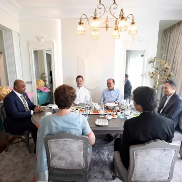 BRICS Summit Vegetarian Menu Sparks Political Row Between Congress and BJP